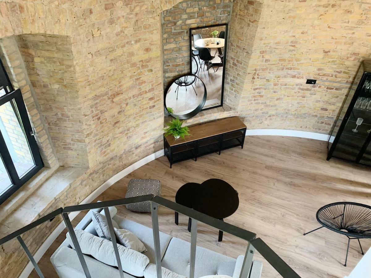 Apartamenty Wieza - Tower Apartments Wałcz エクステリア 写真