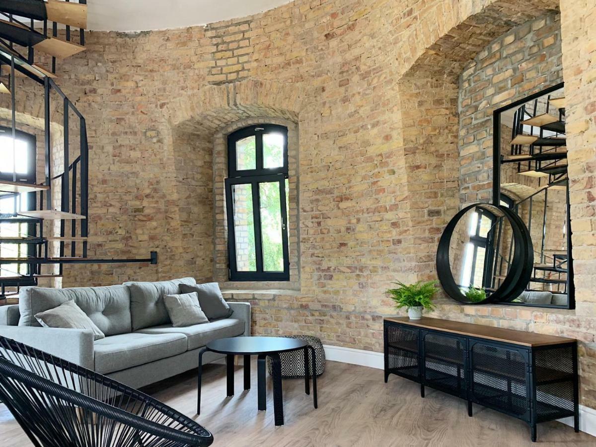 Apartamenty Wieza - Tower Apartments Wałcz エクステリア 写真
